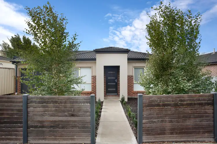 1/44 Perth Avenue, Albion VIC 3020