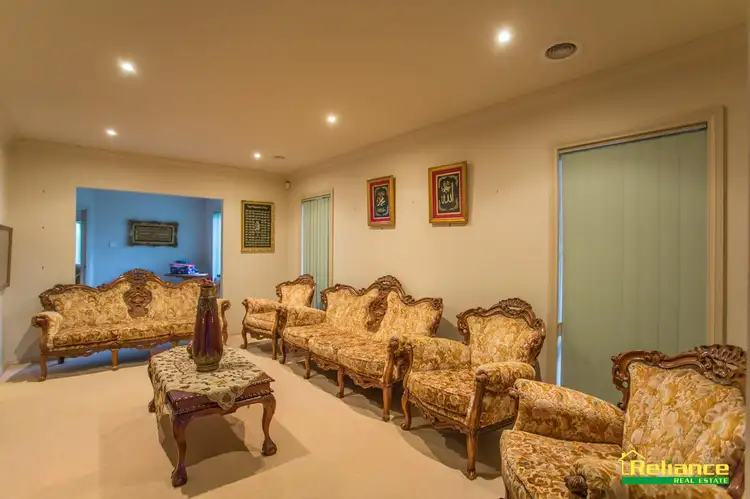 2 Finchley Road, Point Cook VIC 3030