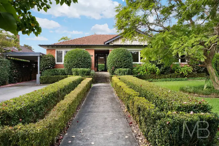 21 Clermiston Avenue, Roseville NSW 2069