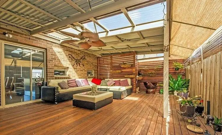 Second view of Homely house listing, 2/7 Cabarita Drive, Truganina VIC 3029