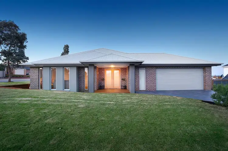 Second view of Homely house listing, 21 Towerbridge Rise, Sunbury VIC 3429