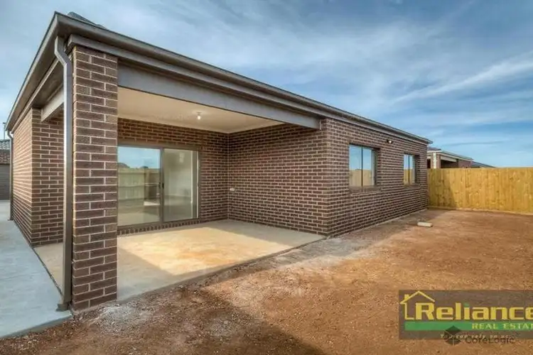 13 Lam Way, Brookfield VIC 3338