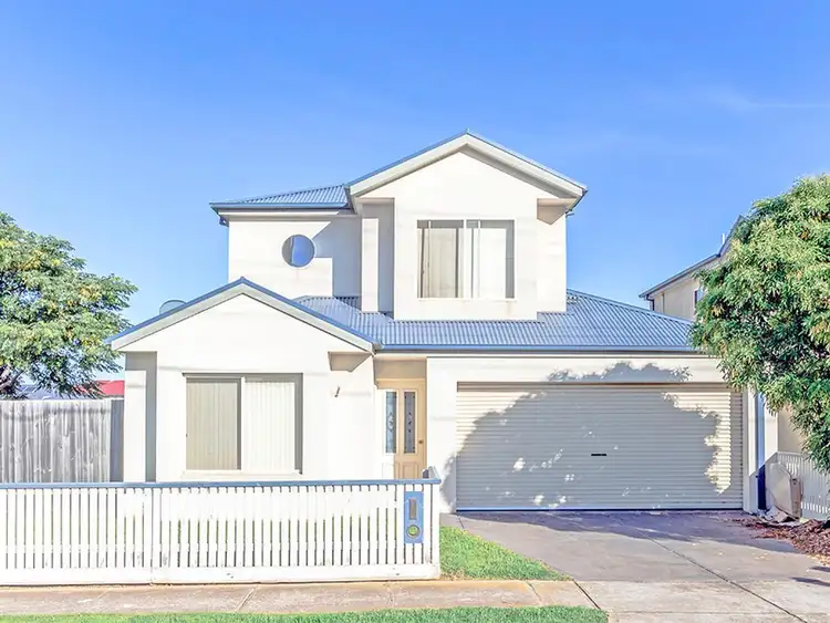 1/24 Riverside Avenue, Werribee VIC 3030