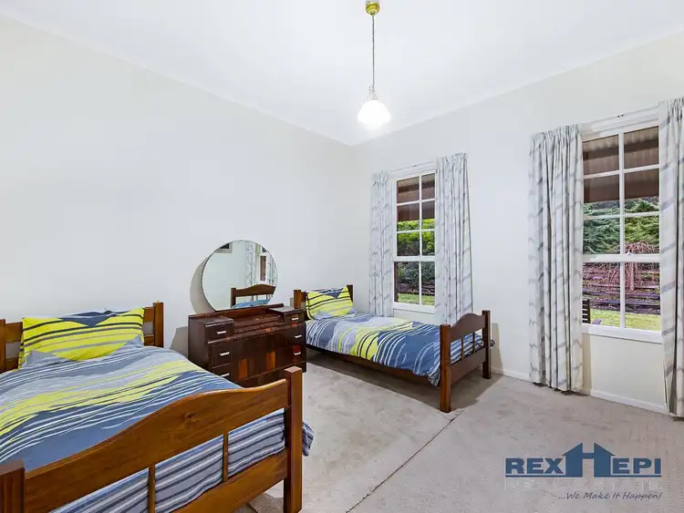 Seventh view of Homely house listing, 9 Fairmont Court, Narre Warren North VIC 3804