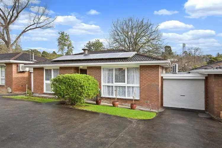 2/3 Blannin Street, Healesville VIC 3777