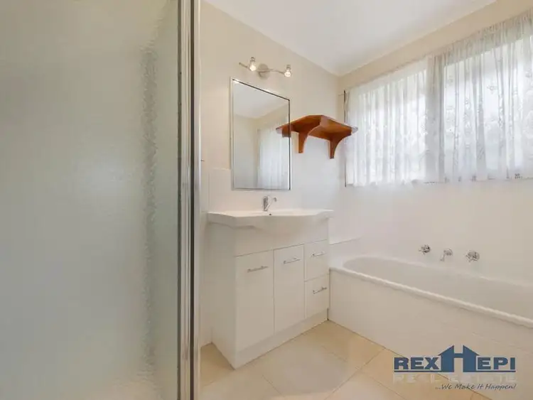 Seventh view of Homely house listing, 62 Justin Circuit, Hampton Park VIC 3976