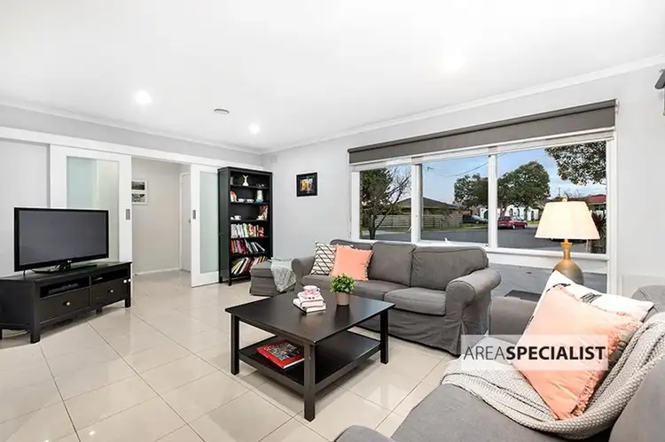 Fifth view of Homely house listing, 7 Cromwell Court, Keysborough VIC 3173