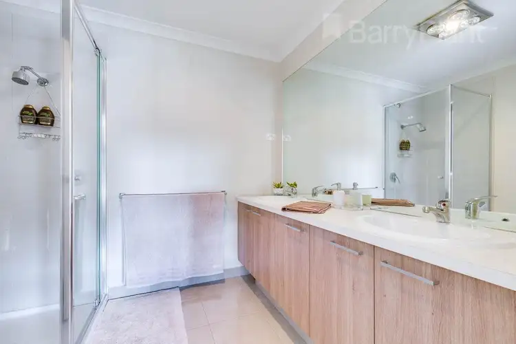 Seventh view of Homely house listing, 11 Greenfields Boulevard, Romsey VIC 3434