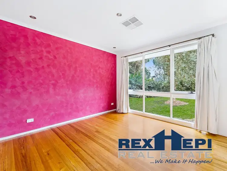 Sixth view of Homely house listing, 2 Coppin Close, Hampton Park VIC 3976