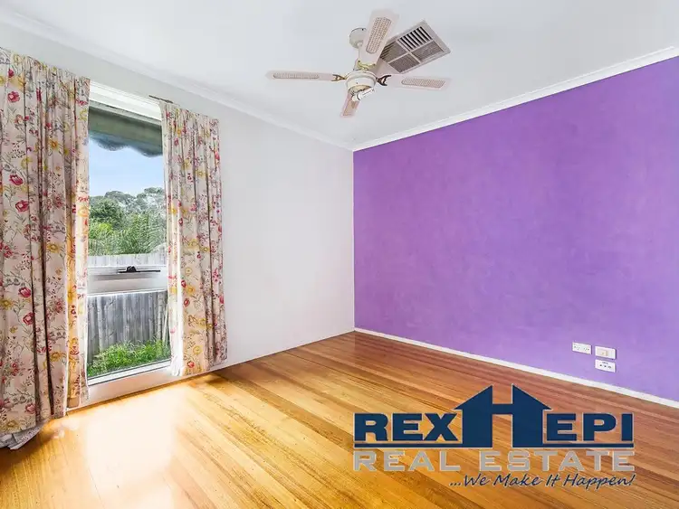 Seventh view of Homely house listing, 2 Coppin Close, Hampton Park VIC 3976