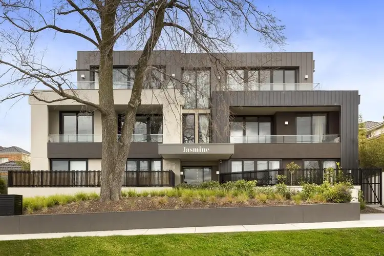 4/97 Whittens Lane, Doncaster VIC 3108