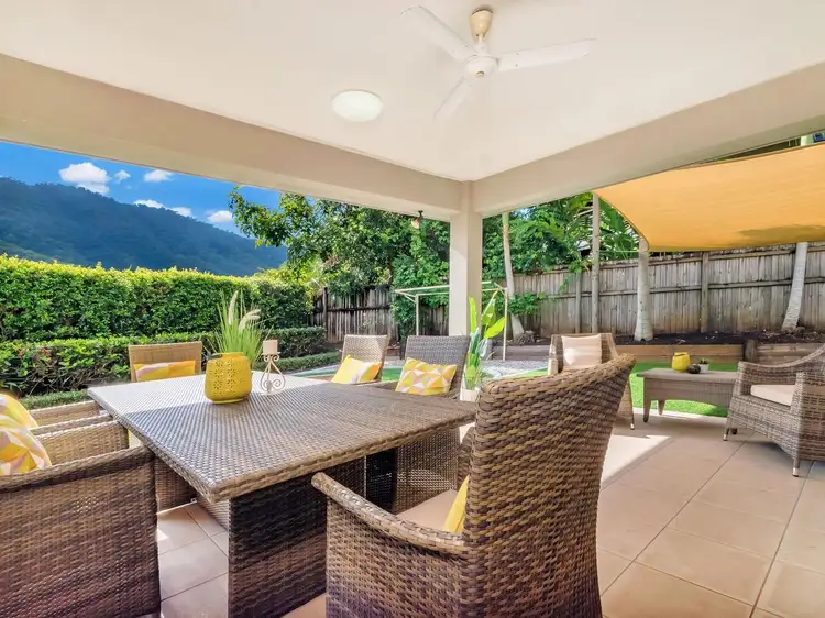 5 Fantan Close, Redlynch QLD 4870