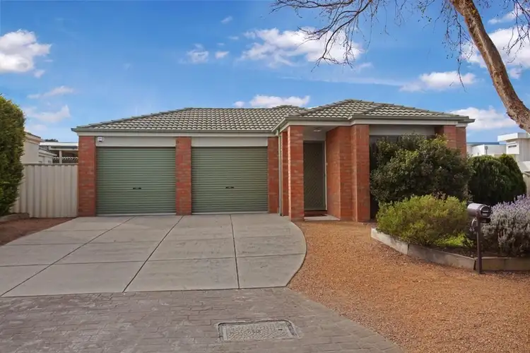 43 Arlington Way, Point Cook VIC 3030