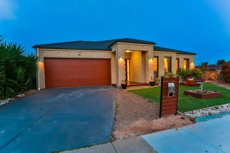 Second view of Homely house listing, 2 Silkwood Boulevard, Tarneit VIC 3029