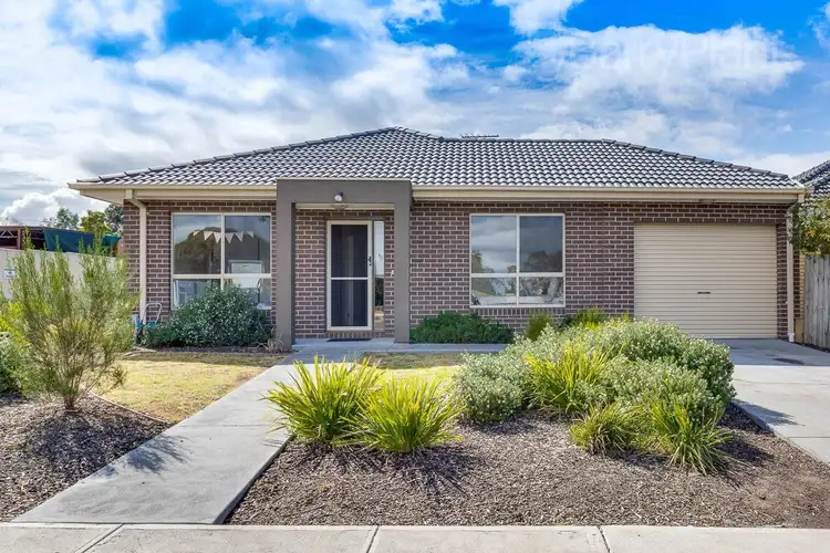 1/42 Mitchells Lane, Sunbury VIC 3429