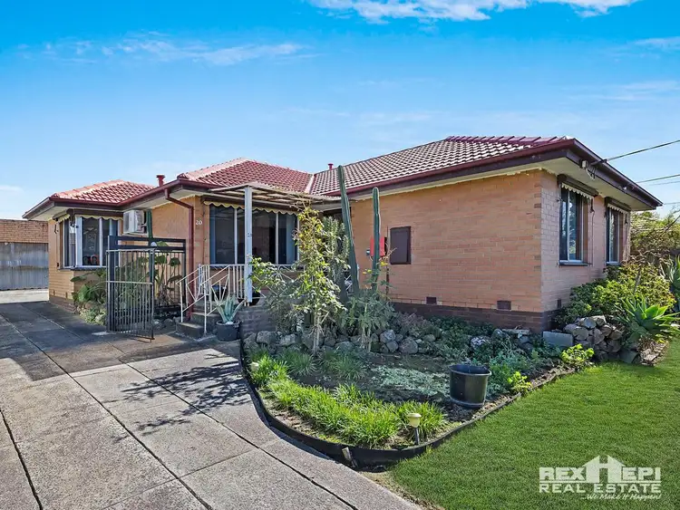 20 Holly Avenue, Dandenong North VIC 3175