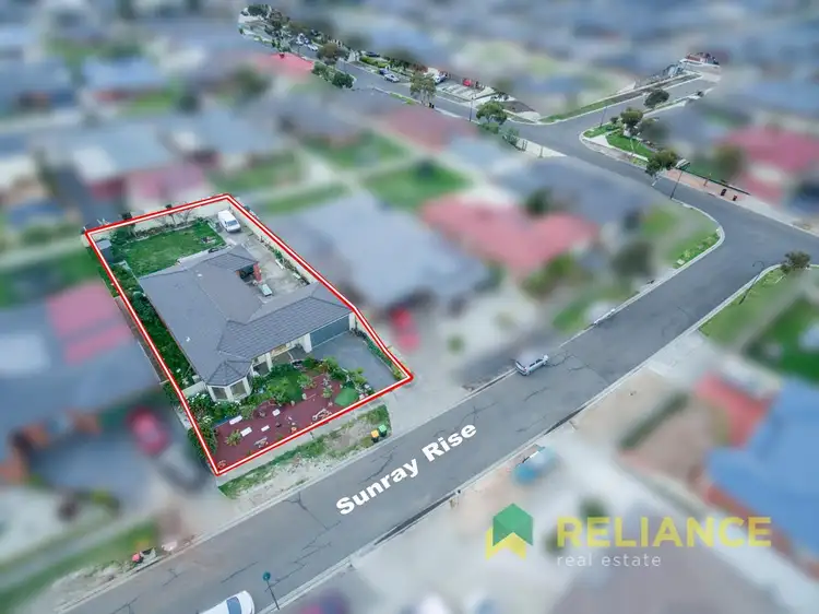 13 Sunray Rise, Melton West VIC 3337