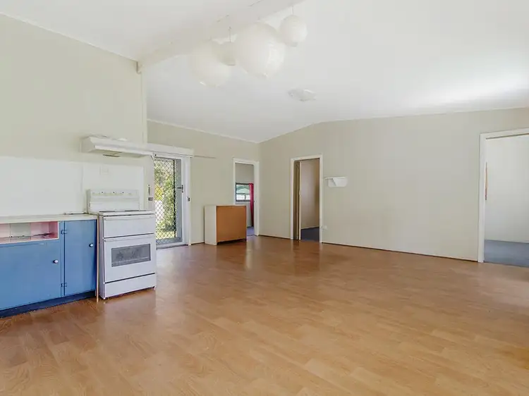 Fourth view of Homely house listing, 10 Treasure Road, Singleton WA 6175