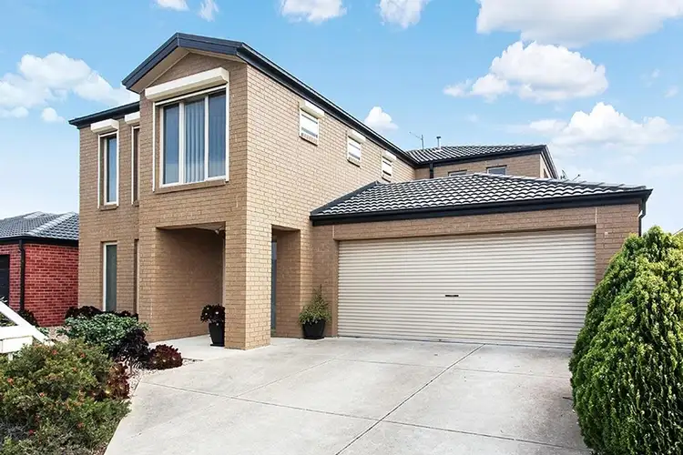 21 Field Street, Manor Lakes VIC 3024