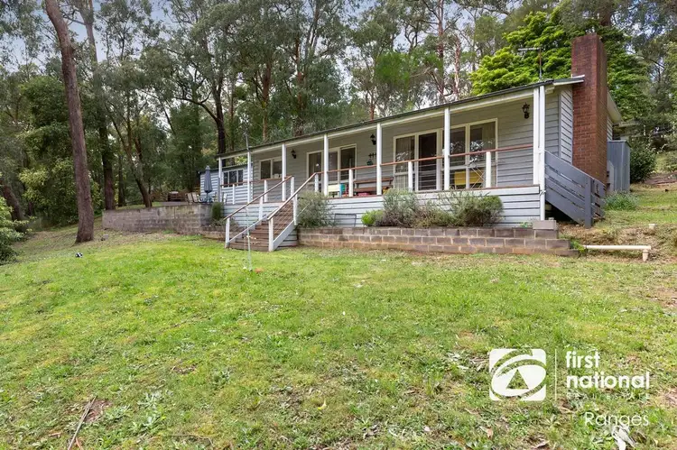 2 Vista Drive, Emerald VIC 3782