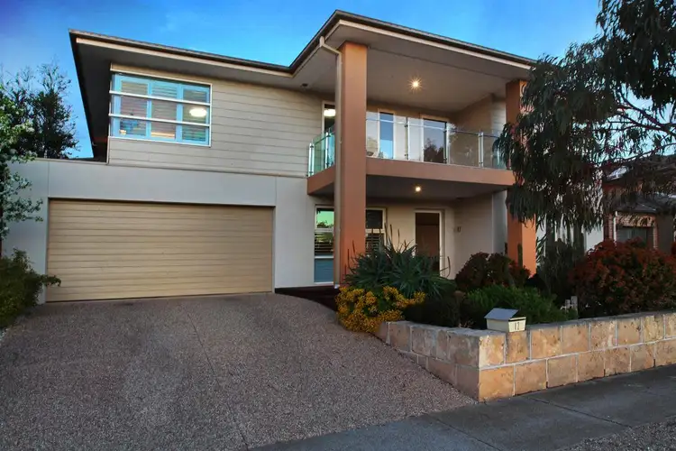 12 Pedder Street, Manor Lakes VIC 3024