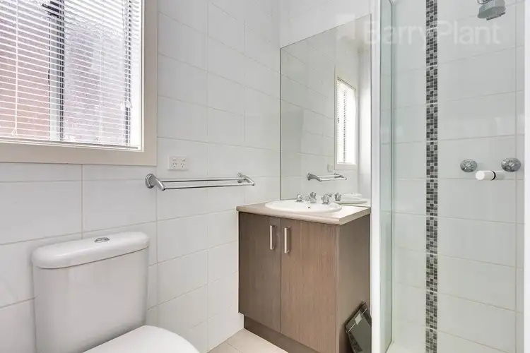 Fifth view of Homely unit listing, 2/37 Waugh Street, Sunbury VIC 3429