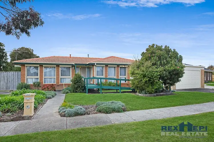 23 Millswyn Avenue, Hampton Park VIC 3976