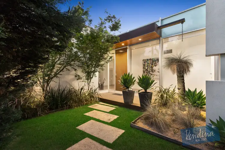 22 Mooltan Street, Travancore VIC 3032