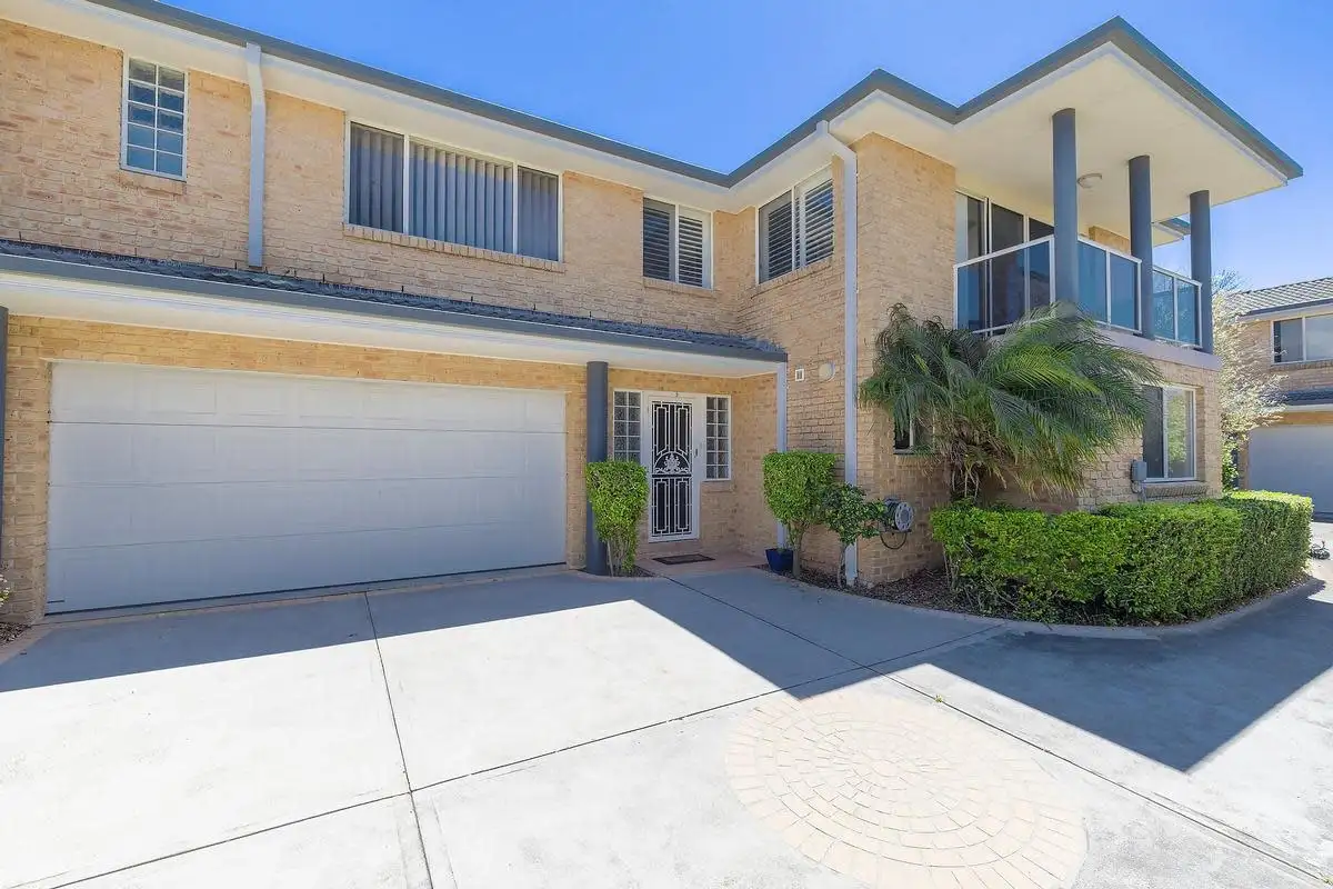 Main view of Homely townhouse listing, 2/136 Stella Street, Toowoon Bay NSW 2261