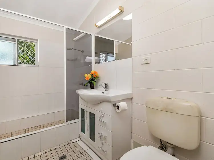 Sixth view of Homely unit listing, 3/403 Draper Street, Parramatta Park QLD 4870