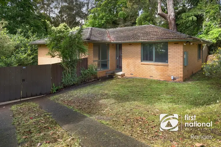 13 Neville Street, Cockatoo VIC 3781