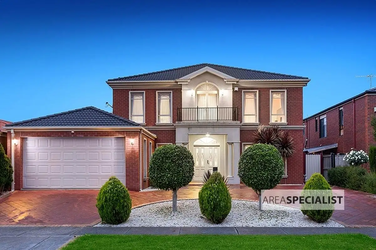 Main view of Homely house listing, 8 Bangalow Way, Aspendale Gardens VIC 3195