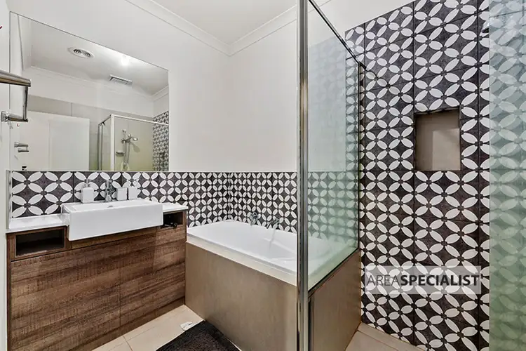 Third view of Homely house listing, 2/23 Oak Avenue, Doveton VIC 3177
