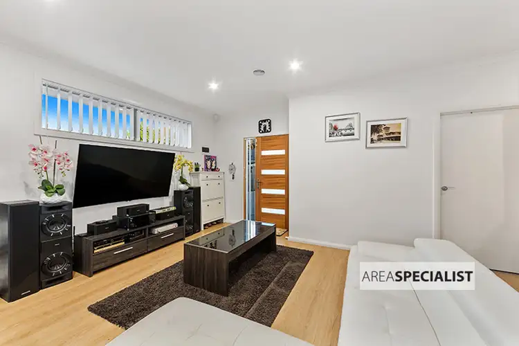 Fifth view of Homely house listing, 2/23 Oak Avenue, Doveton VIC 3177