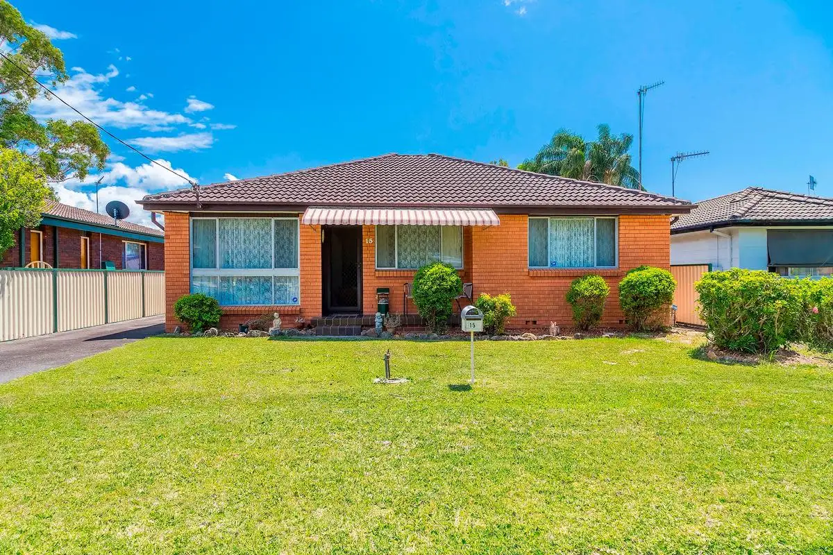 Main view of Homely house listing, 15 Lucas Crescent, Berkeley Vale NSW 2261
