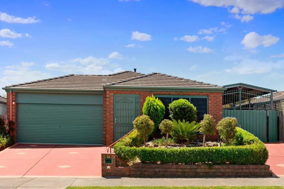 Main view of Homely house listing, 32 Lighthorse Crescent, Narre Warren South VIC 3805