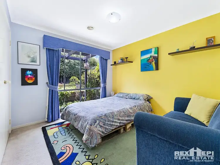 Seventh view of Homely house listing, 18 Winterton Court, Hallam VIC 3803