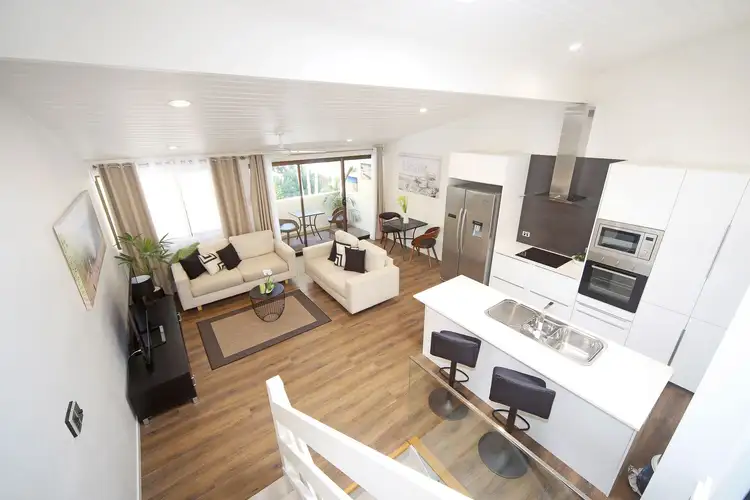 2/10 Ferguson Street, Sunshine Beach QLD 4567