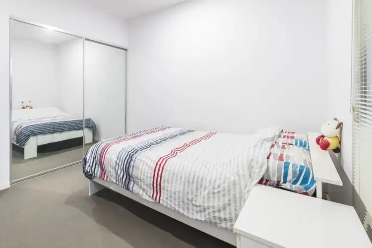 Fourth view of Homely apartment listing, 604/179 Boundary Road, North Melbourne VIC 3051
