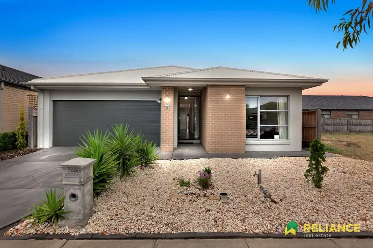 28 Stoneyfell Road, Point Cook VIC 3030