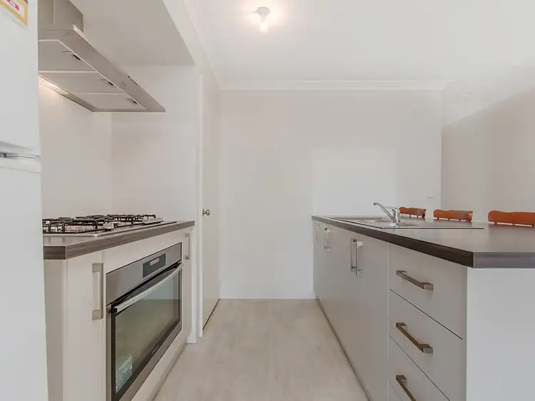 7 Charleston St, Karnup WA 6176