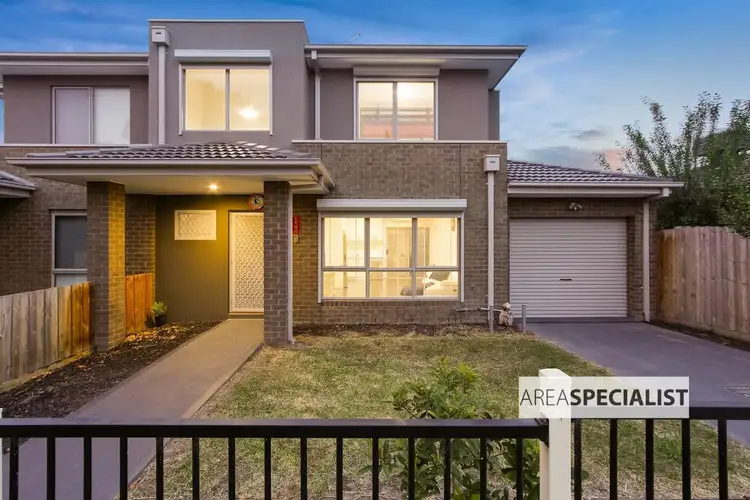 2/2 Bowmore Road, Noble Park VIC 3174