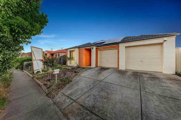 Second view of Homely house listing, 5 WESTMEADOWS LANE, Truganina VIC 3029