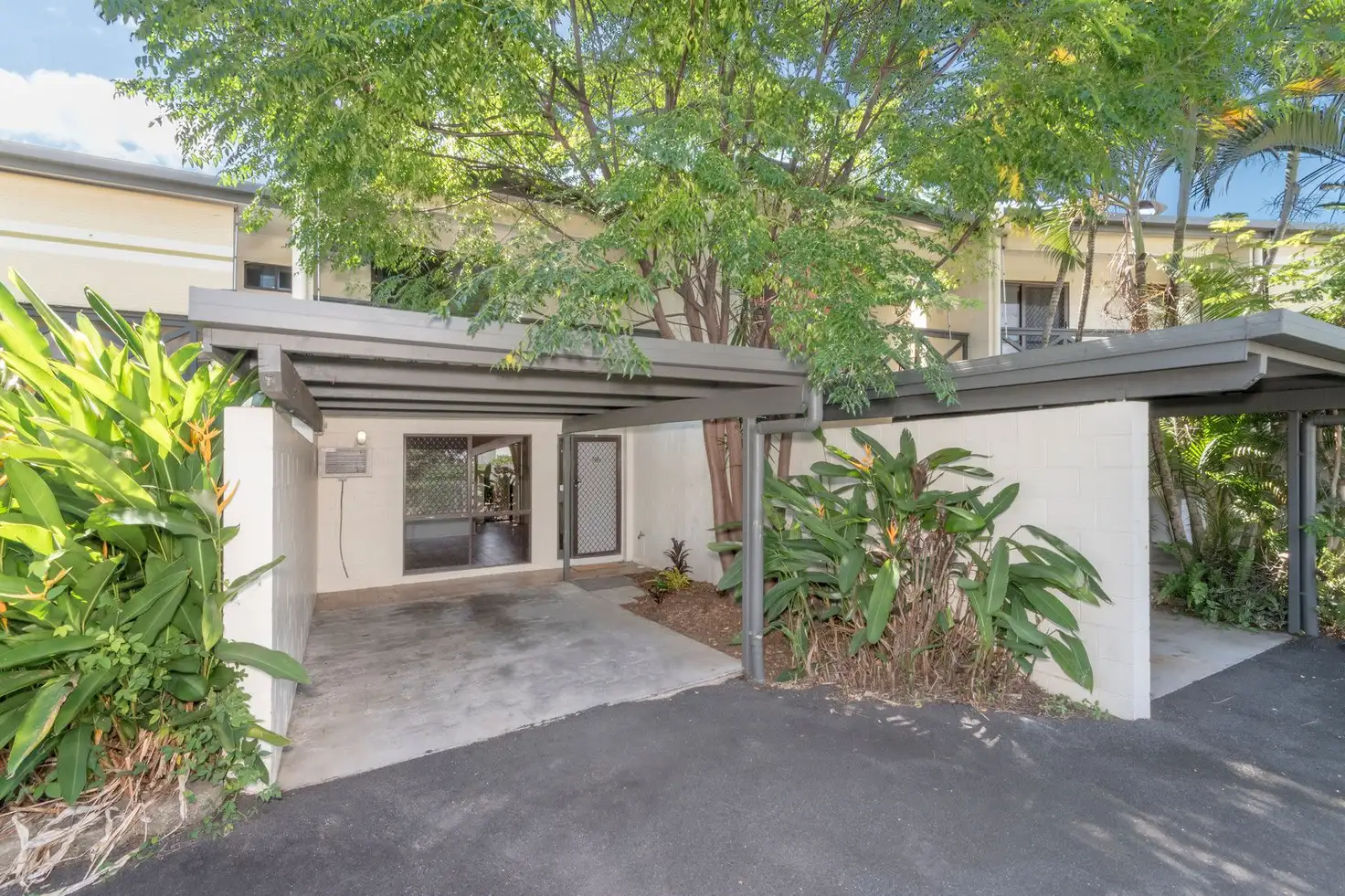 Main view of Homely unit listing, 10/9-10 Cavanagh Street, Woree QLD 4868