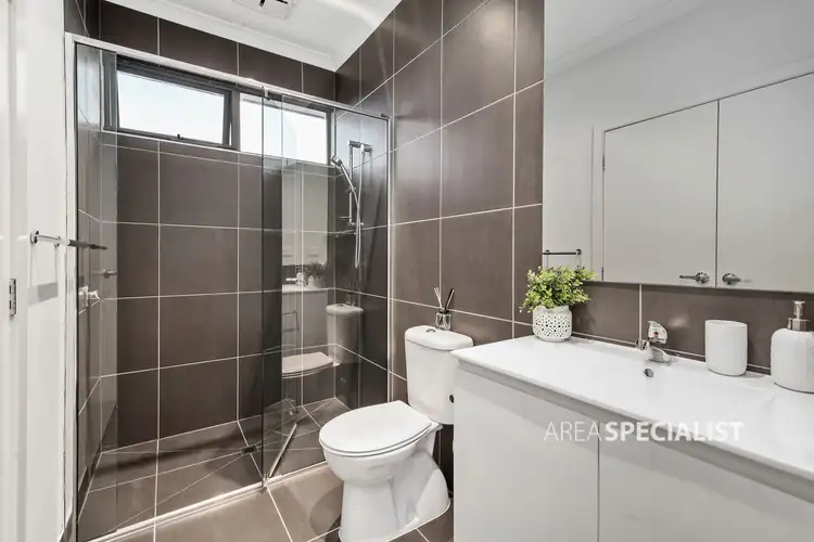 Fifth view of Homely townhouse listing, 2/237 Station Street, Edithvale VIC 3196