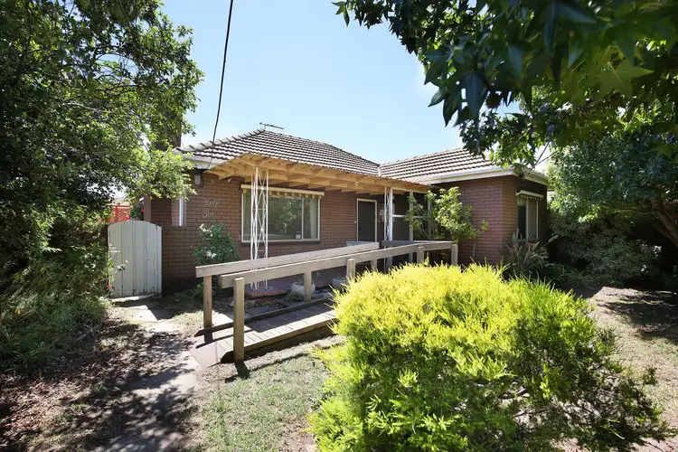 6 Metherall Street, Sunshine North VIC 3020