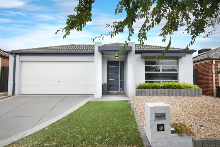 5 Erin Square, Deer Park VIC 3023