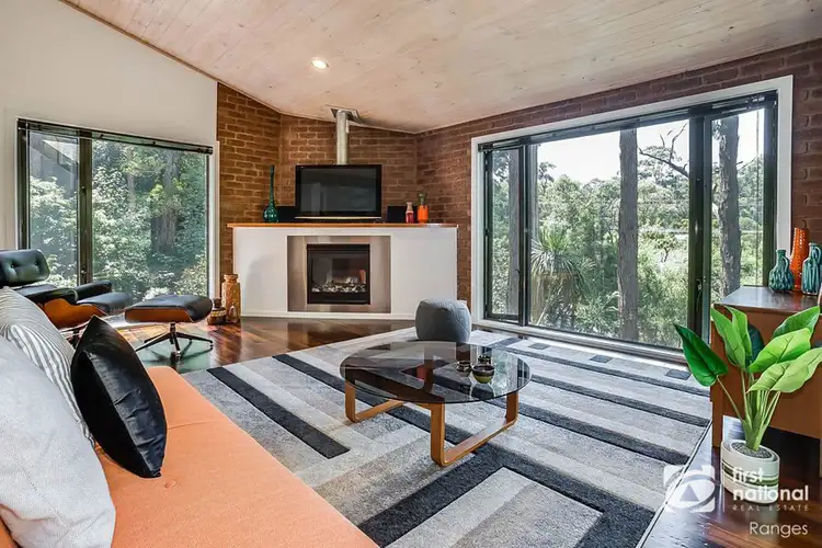 33 Fairy Dell Road, Tecoma VIC 3160