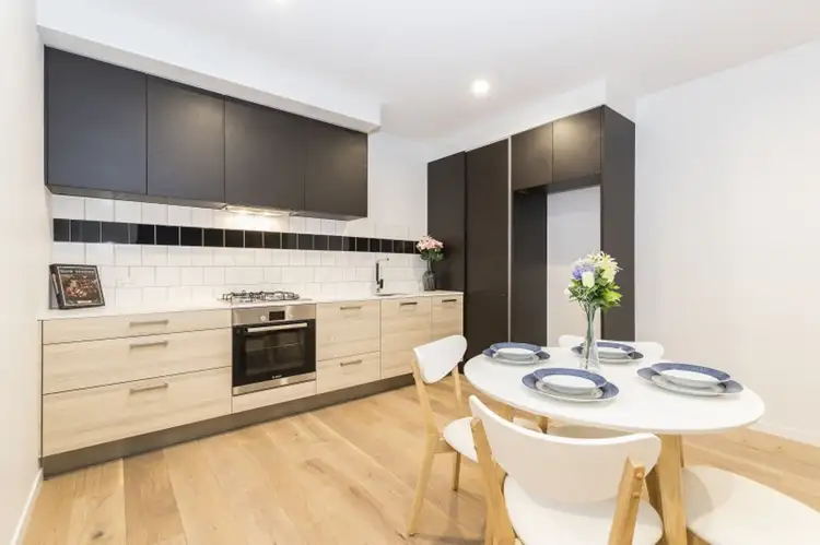 203/324 Pascoe Vale Road, Essendon VIC 3040