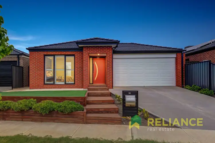 38 Mcdougall Place, Truganina VIC 3029